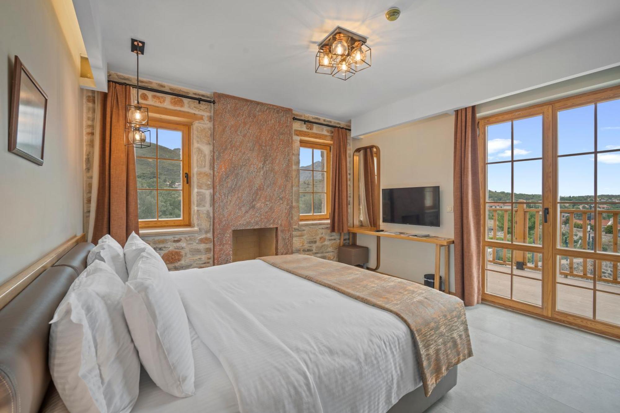 Zeyt Hotel